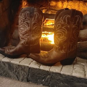 Laredo cowboy boots